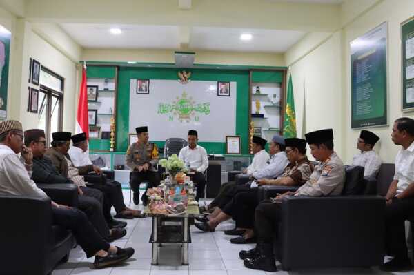 Kapolres Batu Jalin Silaturahmi Kamtibmas ke Kejari dan Sejumlah Ormas