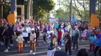 Kegiatan senam di Car Free Day di Jalan Sultan Agung Kota Batu. (ist) - Pemkot Batu Masih Buka Kesempatan PKL yang Ingin Berjualan di CFD, Catat Persyaratannya