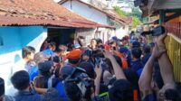 Ricuh Penertiban Aset Milik KAI di Jember, Petugas dan Masyarakat Saling Dorong