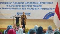 Ketua Senat Akademik Fakultas Ilmu Administrasi Universitas Indonesia (FIA UI), Ning Rahayu memberikan sambutan. (ist) - Bendahara OPD Pemkot Batu Ikuti Program Pengabdian Masyarakat FIA UI