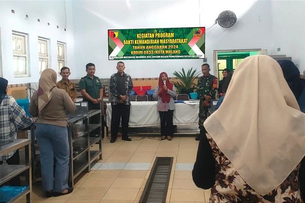 Kodim 0833/Kota Malang Gelar Bakti Kemandirian Masyarakat Pelatihan Kue Minuman