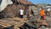 Lokasi kebakaran di Kecamatan Singosari yang telah rata dengan tanah. (ist) - Kandang Ayam Warga Singosari Rata dengan Tanah Usai Terbakar Hebat
