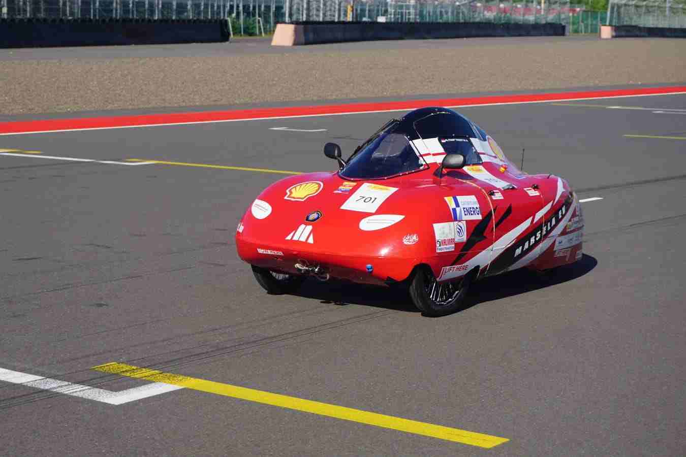 Tim Apatte Elang Energi UB Berhasil Bawa Pulang Dua Juara dari Shell Eco-Marathon 2024