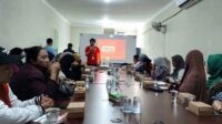 Pelatihan perkembangan UMKM dan bisnis online di era digital. (ist) - Alfamart Kenalkan Bisnis Online di Era Digital pada Keluarga PWI