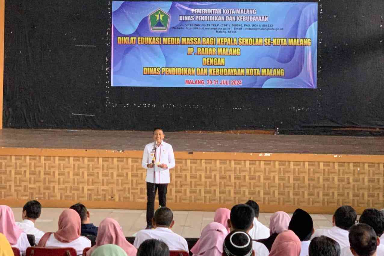 Lawan Hoaks, Pj Wali Kota Malang Gelar Edukasi Media Massa Bagi Kepala Sekolah se-Kota Malang