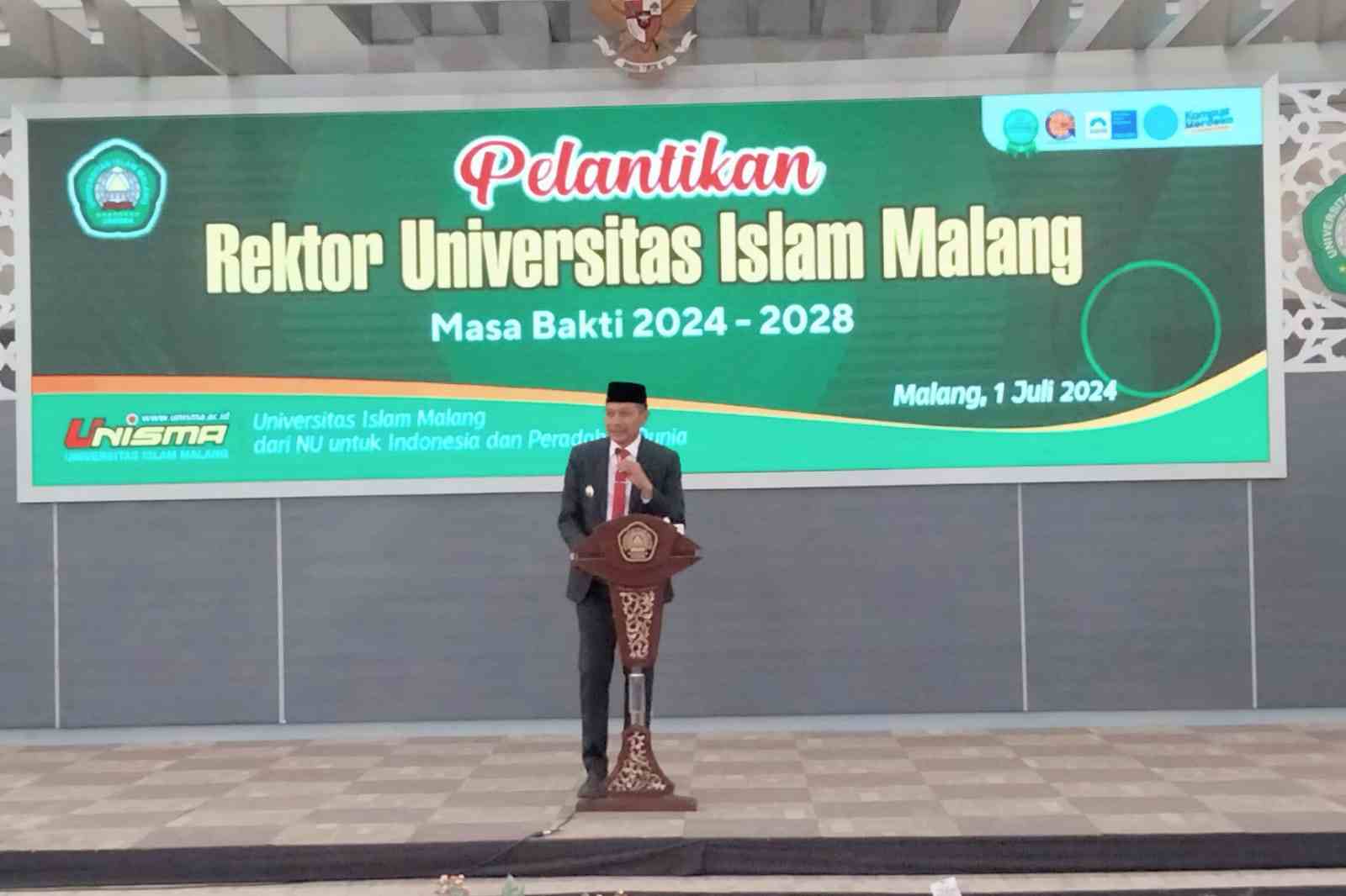 Hadiri Pelantikan Rektor Unisma, Pj Wali Kota Malang Siap Bersinergi dalam Pendidikan, UMKM dan Sertifikasi Halal