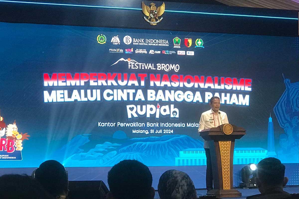 Pj Wali Kota Malang sebut kesadaran masyarakat terhadap uang rupiah masih rendah. (afi) - Pj Wali Kota Malang Ajak Masyarakat Perkuat Nasionalisme Melalui Cinta Bangga Paham Rupiah