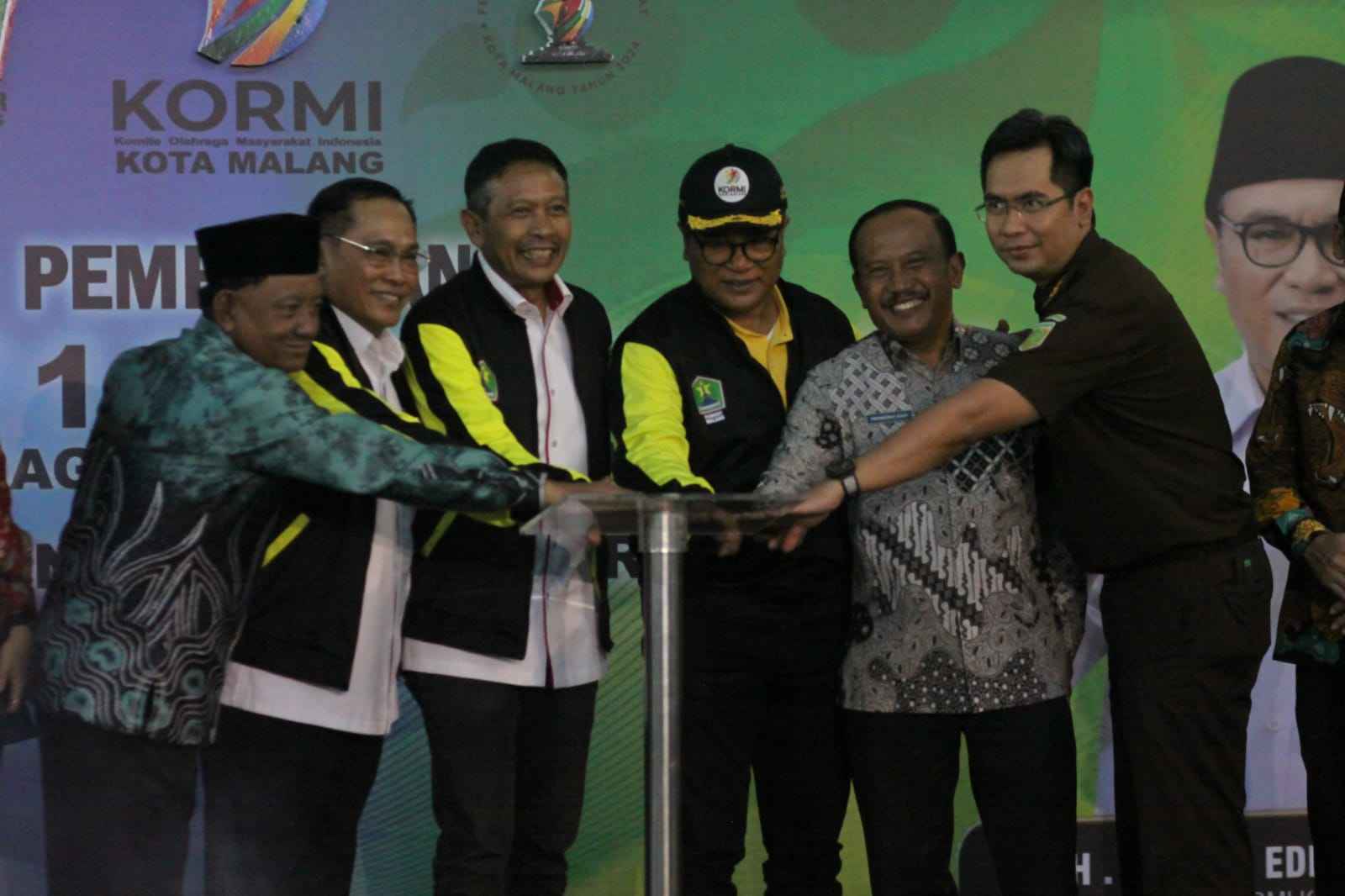 Buka FORKOT ke-1, Pj Wali Kota Malang Ajak Masyarakat Budayakan Olahraga