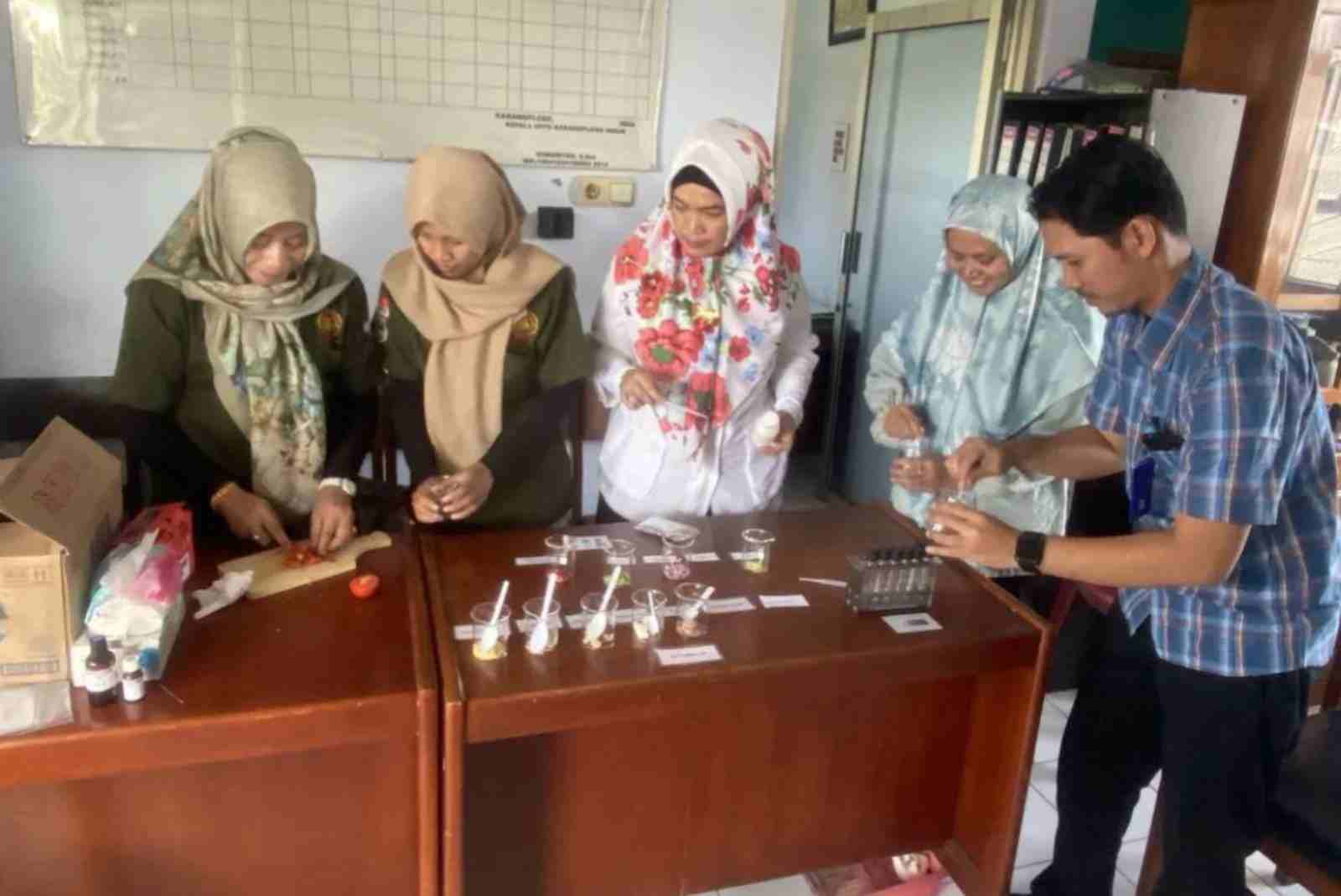 Hasil Pengujian Mutu PSAT, Dishanpan Kabupaten Malang Temukan Sayuran Berpestisida dan Makanan Berformalin