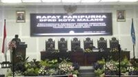 Rapat paripurna penyampaian pendapat fraksi terhadap rancangan KUA-PPAS 2024. (afi) - Pj Wali Kota Malang Siap Tindaklanjuti Pendapat Fraksi Terhadap Rancangan KUA-PPAS 2024