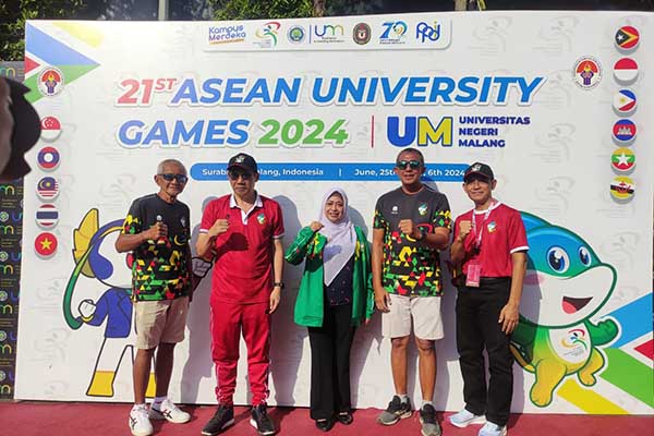 Rektor UM mendukung penuh gelaran tiga cabor AUG di UM. (ist) - Gelar Cabor Voli Pantai AUG, Rektor UM Berharap Pemain Saling Mengenal dan Menjunjung Tinggi Nilai Sportivitas