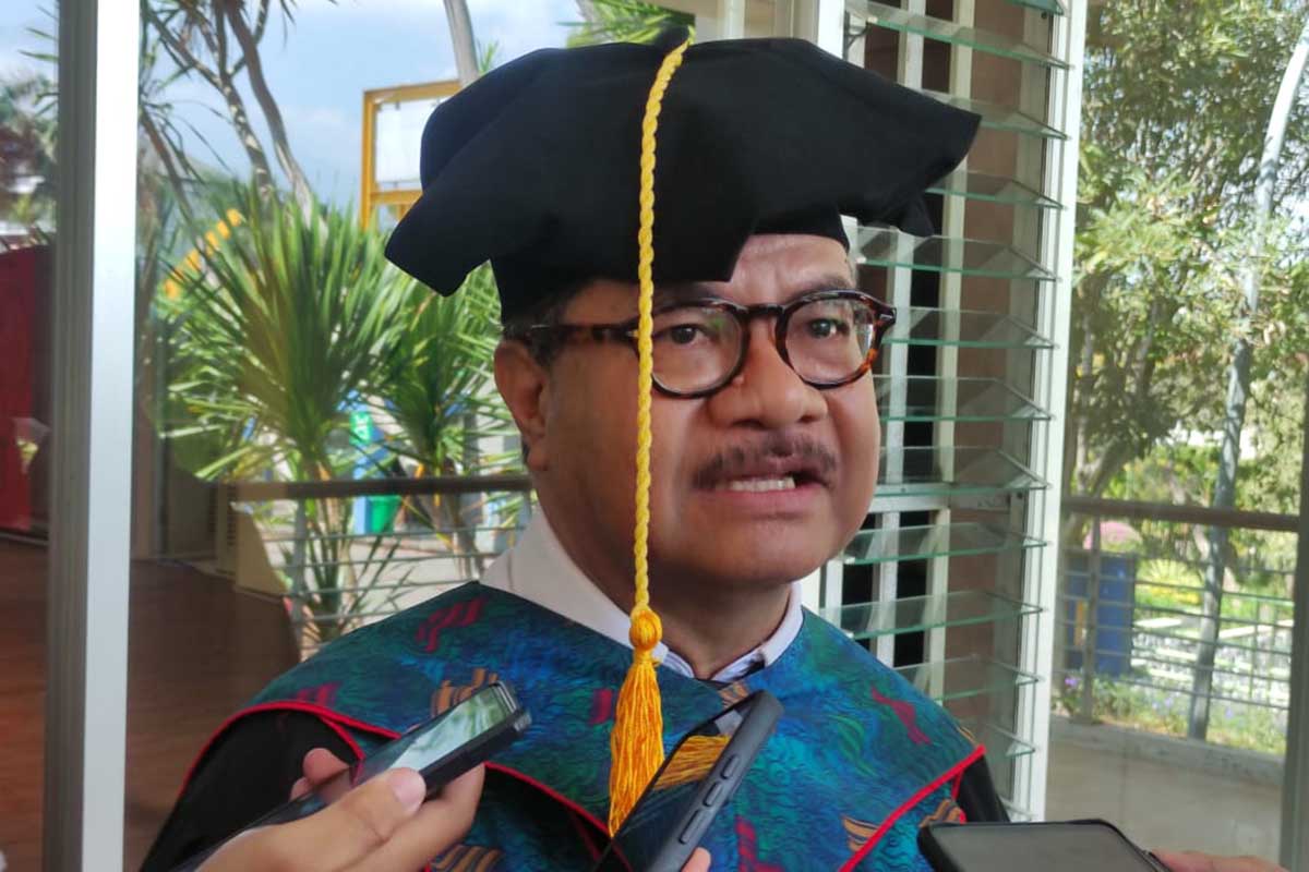 Rektor Universitas Ma Chung, Prof Dr Ir Stefanus Yufra Menahen Taneo MS MSc. (rhd) - 17 Tahun Universitas Ma Chung, Spirit Transformasi Menuju Kampus Unggul dan Mandiri
