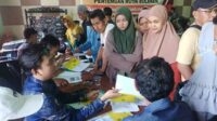 Suasana pengundian di Pasar Kolpajung Pamekasan oleh Disperindag. (Seru.co.id/udi) - Pasar Kolpajung Pamekasan Tunggu Kedatangan Presiden Jokowi untuk Diresmikan