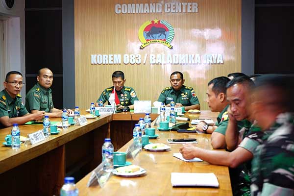 Tim Dalwasproggar gelar Bimtek Penyusunan Anggaran dan Perlengkapan Wabku Bidang Latihan TNI AD di Korem 083/Bdj. (penrem083) - Tim Dalwasproggar Gelar Bimtek Penyusunan Anggaran dan Perlengkapan Wabku di Korem 083/Bdj