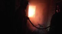 Seminggu Ditinggal Pemiliknya, Rumah di Jember Hangus Terbakar