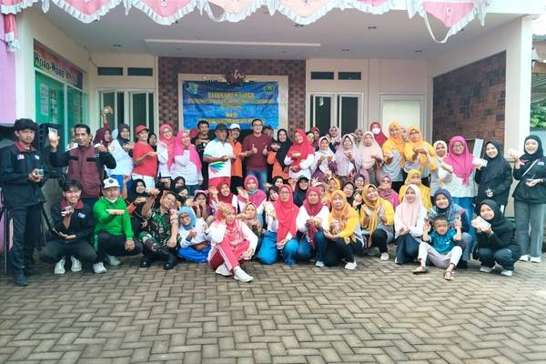 Babinsa Tunggulwulung Turut Gerakan Masyarakat Sehat Kelurahan Siaga Keliling