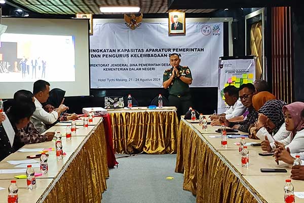 Dandim 0833/Kota Malang berikan materi P3PD perangkat desa/kelurahan Kota Malang. (ist)
