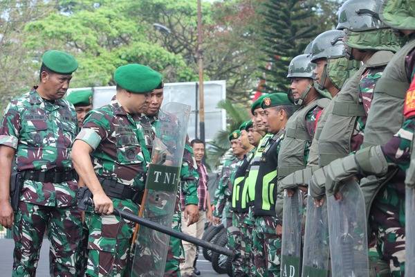 Dandim 0833/Kota Malang Pimpin Apel Gelar Pasukan dan Simulasi Pengamanan Pilkada 2024