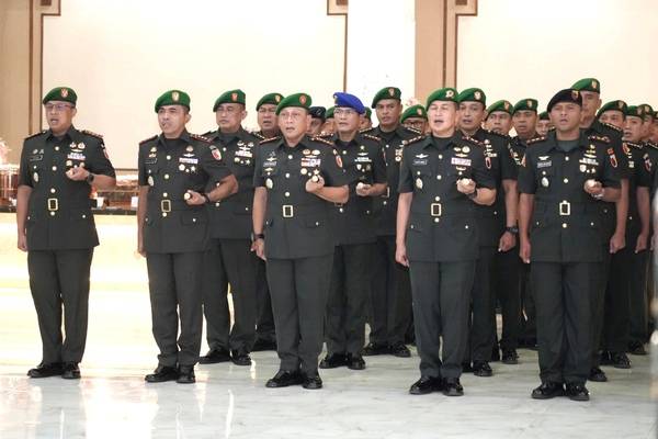 Danrem 083/Bdj Hadiri Sertijab Irdam V/Brw dan Danrem 084/BJ