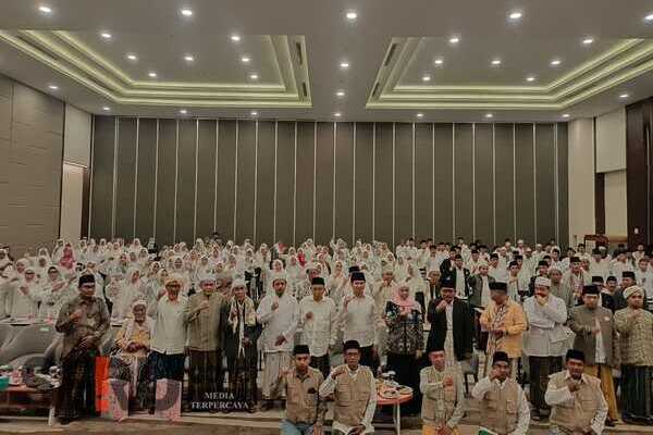 Khofifah Deklarasi Pencalonan Periode Kedua sebagai Gubernur Jatim