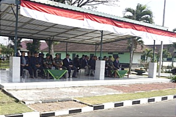 Latihan Dasar Kedisplinan Maba Polinema di Dodikjur Rindam V/Brawijaya Resmi Ditutup