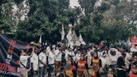 KAWAN Khofifah Emil Turut Mengantar Pendaftaran ke KPU Jatim