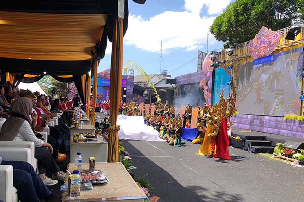 Kanjuruhan Culture Carnival (KCC) di Jalibar Kabupaten Malang. (Seru.co.id/wul) - KCC sebagai Bukti Kekayaan dan Kemajuan Kabupaten Malang