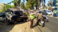 Kecelakaan di Kecamatan Pakisaji, Kabupaten Malang. (ist) - Tiga Mobil, Satu Sepeda Motor Terlibat Kecelakaan Beruntun di Pakisaji, Tiga Orang Luka-luka