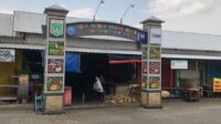 Pasar Warna Warni Desa Landungsari, Kecamatan Dau, Kabupaten Malang. (Seru.co.id/wul) - Bakal Berbasis Digital, Pasar Tradisional Warna Warni Landungsari Digadang-gadang Semakin Maju