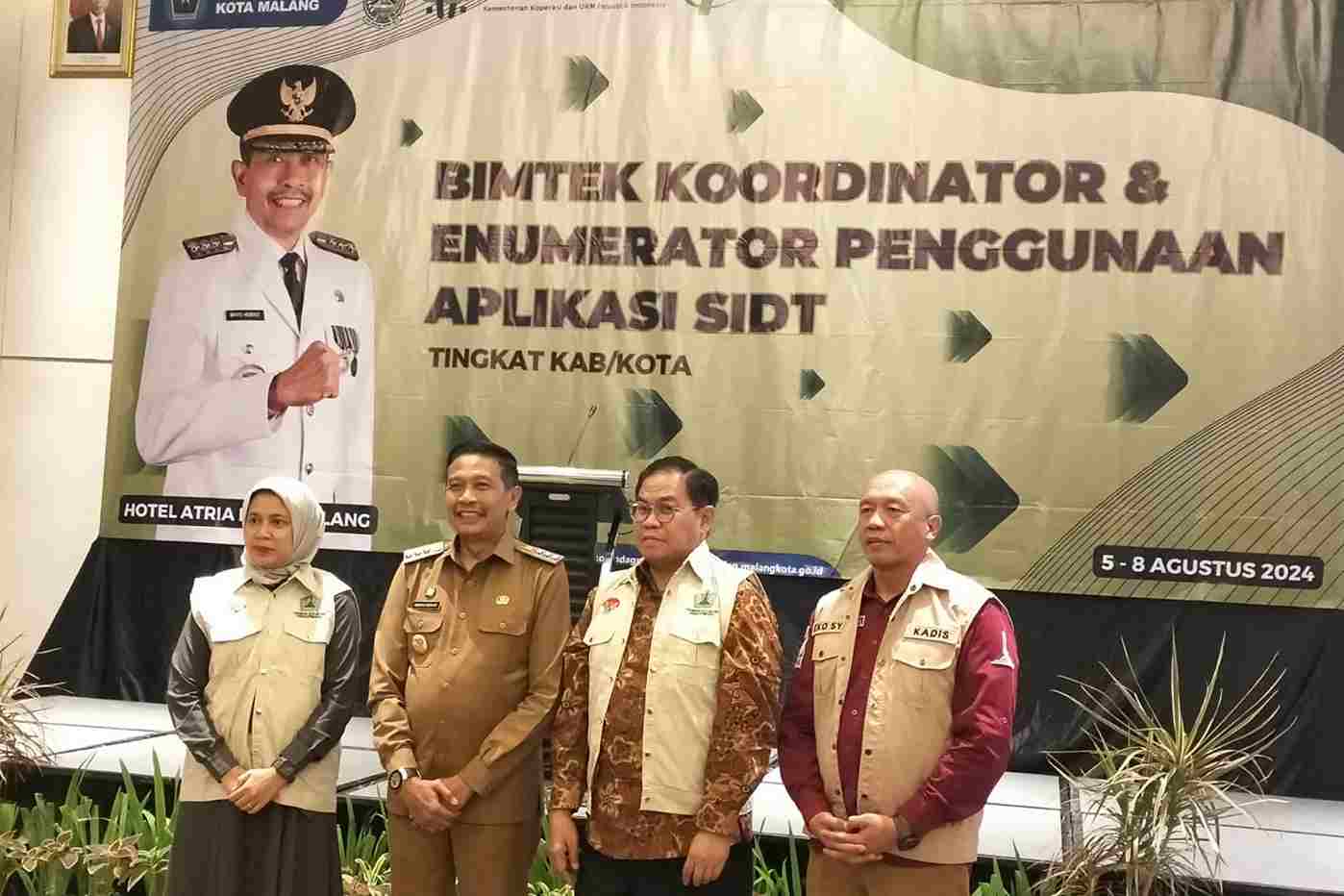 Pj Wali Kota Malang Buka Bimtek Penggunaan Aplikasi SIDT Menuju UMKM Mandiri dan Naik Kelas