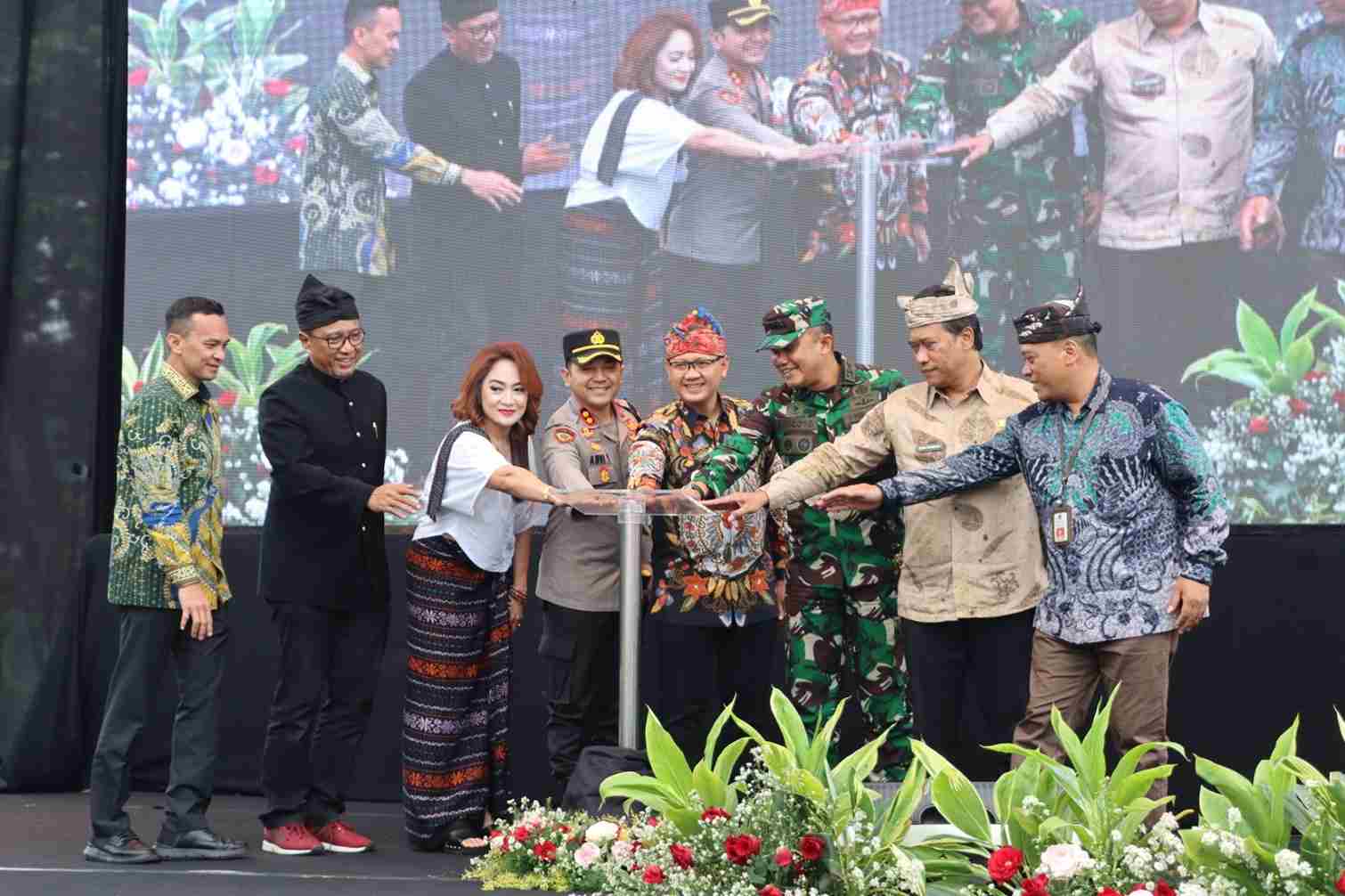 Buka BSFF, Pj Wali Kota Batu Singgung Pentingnya Kewaspadaan Terhadap Teroris