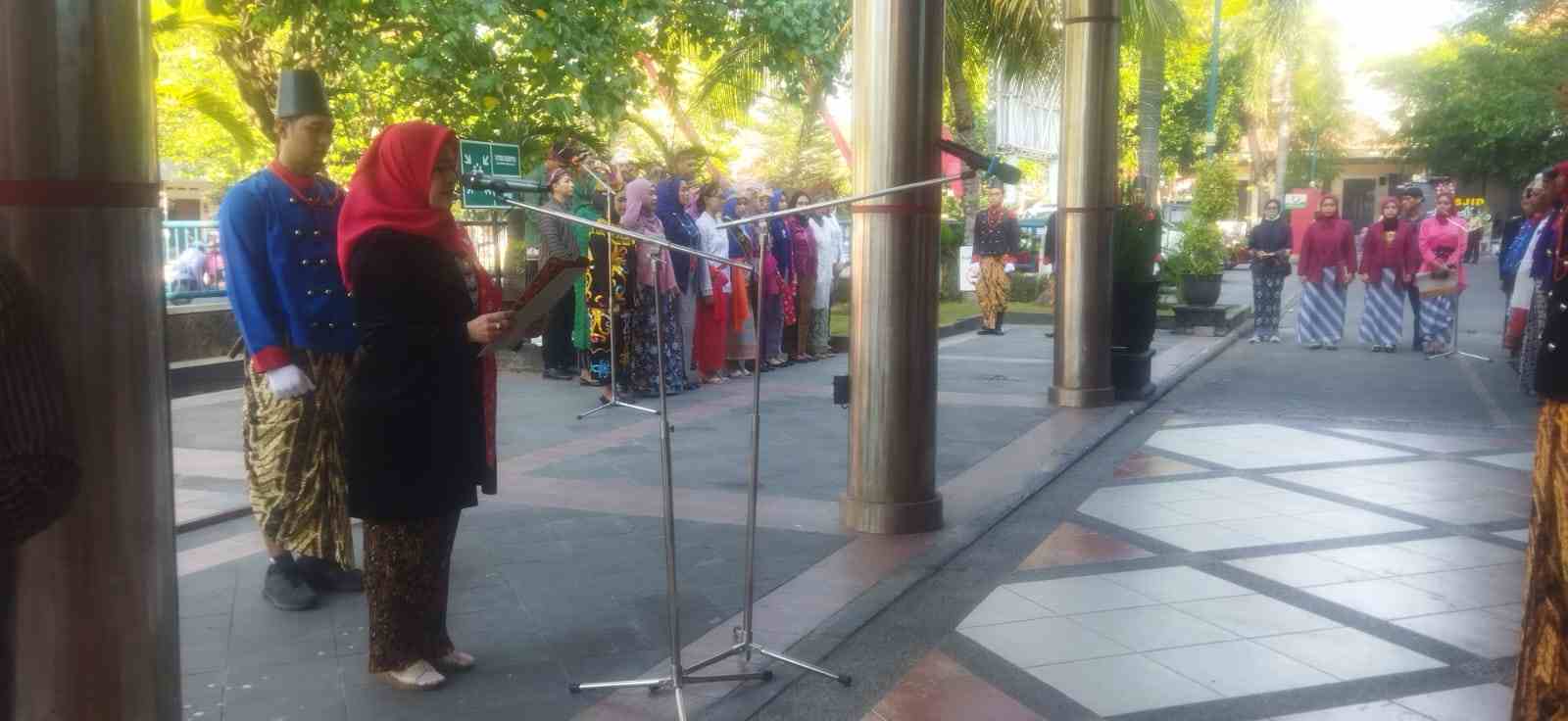 Merayakan HUT ke-79 Republik Indonesia, RSD Nganjuk Menggelar Upacara Bendera dan Ikuti Pameran Pembangunan
