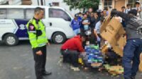 Berusaha Mendahului, Pengendara Motor Tewas Terlindas Truk Muatan Tebu di Jalan Laksamana Martadinata