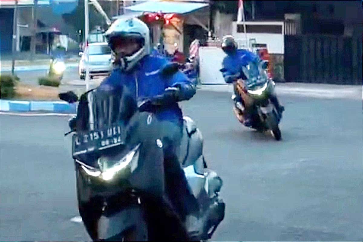 Uji coba manuver berkendara Yamaha Nmax Turbo. (rhd) - Sensasi Berkendara Yamaha Nmax Turbo Bikin Sat Set ala NOS