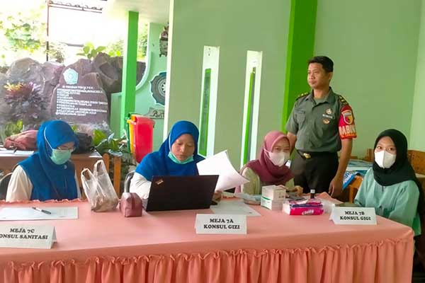 Babinsa Koramil Lowokwaru monitoring Germas remaja Tunggulwulung. (ist) - Babinsa Koramil Lowokwaru Monitoring Germas Remaja Tunggulwulung