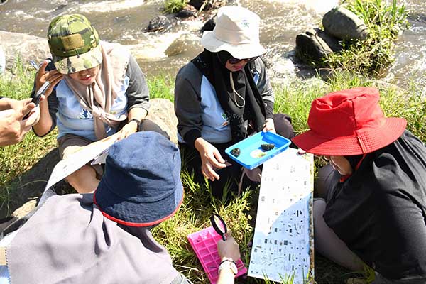 Beberapa guru JKPKA uji coba modul ajar. (ist) - Jasa Tirta I Gandeng 61 Guru Buat Modul Ajar Pemantauan Kualitas Air