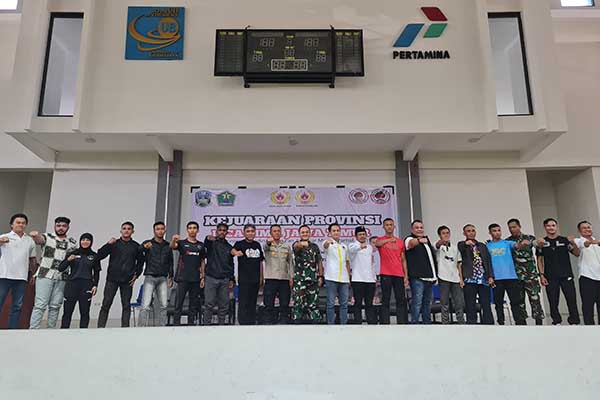 Dandim 0833 hadiri pembukaan Kejurprov IBCA MMA. (ist) - Dukung Atlet Muda, Dandim 0833 Hadiri Pembukaan Kejurprov IBCA MMA
