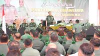 Danrem 083/Bdj dampingi kunker perdana Pangdam V/Brawijaya di Makodim 0825/Banyuwangi. (penrem083) - Danrem 083/Bdj Dampingi Kunker Perdana Pangdam V/Brawijaya di Makodim 0825/Banyuwangi