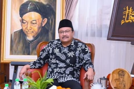 Gus Ipul Resmi Dilantik Sebagai Menteri Sosial Gantikan Tri Rismaharini