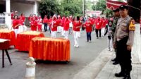 Babinsa Kedungkandang amankan jalan sehat warga Perum Dirgantara. (ist) - Babinsa Kedungkandang Amankan Jalan Sehat Warga Perum Dirgantara