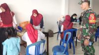 Babinsa Koramil Klojen dampingi pemeriksaan kesehatan Warga Sukoharjo. (ist) - Babinsa Koramil Klojen Dampingi Pemeriksaan Kesehatan Warga Sukoharjo