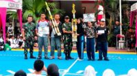 Kodim 0833/Kota Malang berikan penghargaan kepada pemenang Lomba PBB pelajar Kota Malang. (ist) - Peringati HUT ke-79 TNI, Kodim 0833/Kota Malang Gelar Lomba PBB