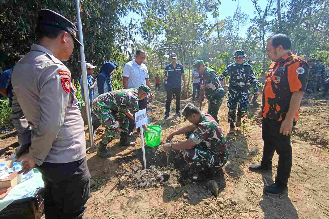 Kodim 0833/Kota Malang Tanam Pohon Keras dan Buah, Komitmen Pembinaan Lingkungan Hidup