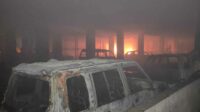 11 Mobil Terparkir di Lantai Tiga Pasar Comboran Terbakar