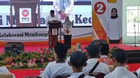 Mas Dhito, saat memberikan sambutan di depan ratusan kader dan seluruh pengurus serta simpatisan partai PKS Kediri, Minggu (29/9/2024). (Seru.co.id/mam) - Pasangan Dhito-Dewi Janjikan Penurunan Angka Stunting dalam 5 Tahun Kedepan hingga Zero Persen