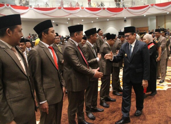 Pj Bupati Bojonegoro Ucapkan Selamat kepada 50 Anggota DPRD Masa Jabatan 2024-2029