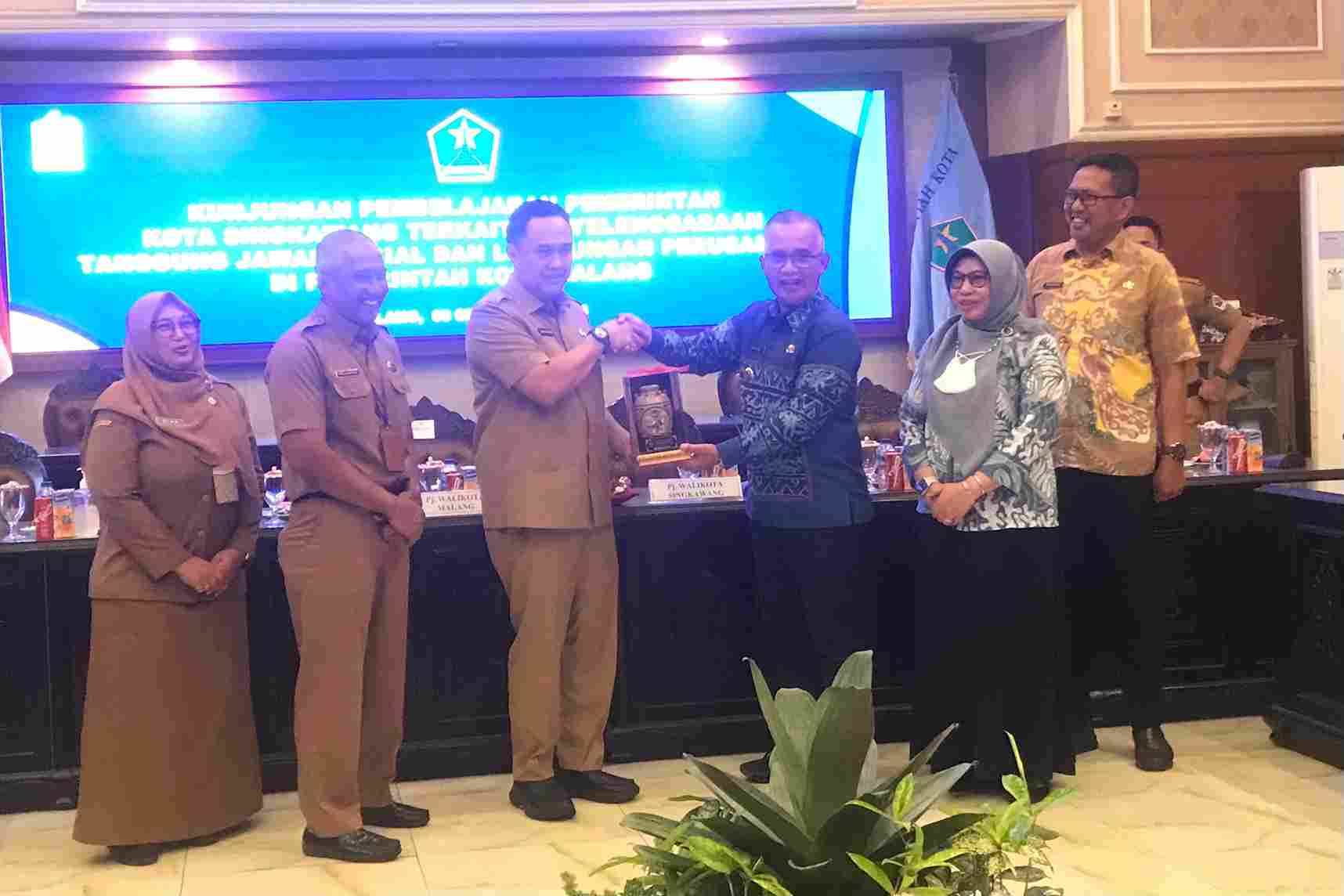 Kota Malang Jadi Role Model Pengelolaan CSR, Pj Wali Kota Sambut Rombongan Pemkot Singkawang