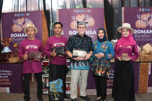 Pj. Bupati Bojonegoro Hadiri Pagelaran Seni di TMII, Berharap Dongkrak Pariwisata dan UMKM