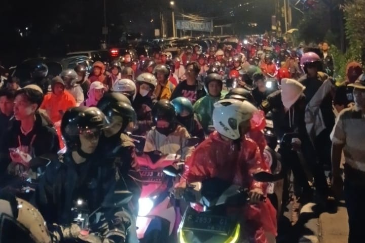 Kemacetan Parah di Puncak Bogor, Seorang Wisatawan Dilaporkan Meninggal