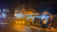 Diduga Sopir Mengantuk, Mobil Tabrak Rumah Warga Pakisaji